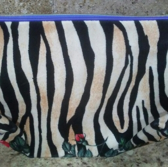 Estee Lauder Make-up Bags (2) - Picture 3 of 11